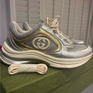 Gucci Women's Metallic Silver and Gold Sneakers